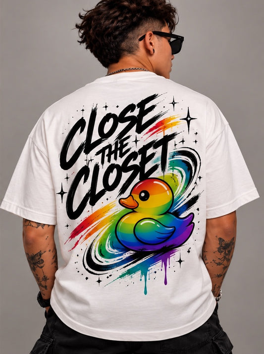 Camiseta blanca Close the Closet, vista trasera